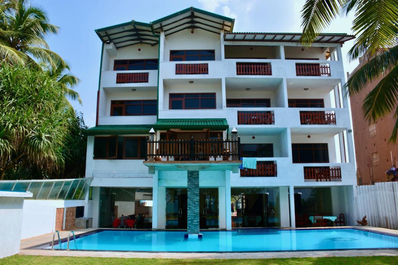 Southern Star Hotel Бентота Экстерьер фото